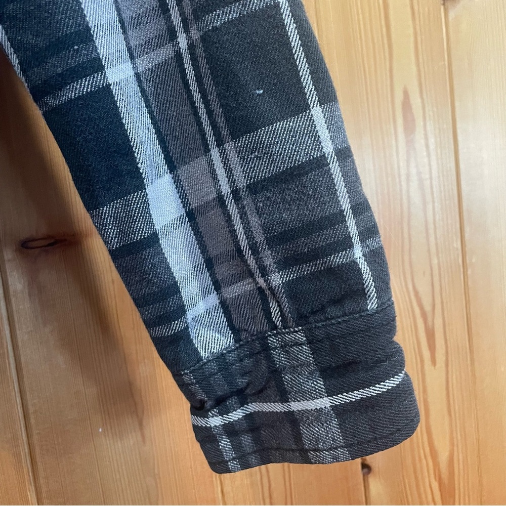 Flannel Jacket - Picture 3 of 9